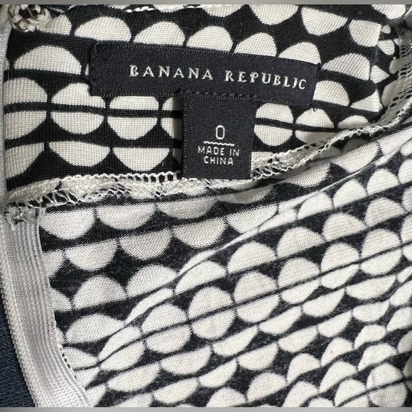 Banana Republic Black White Silk Long Sleeve Women’s  Shift Dress (Sz 0) - Picture 7 of 13